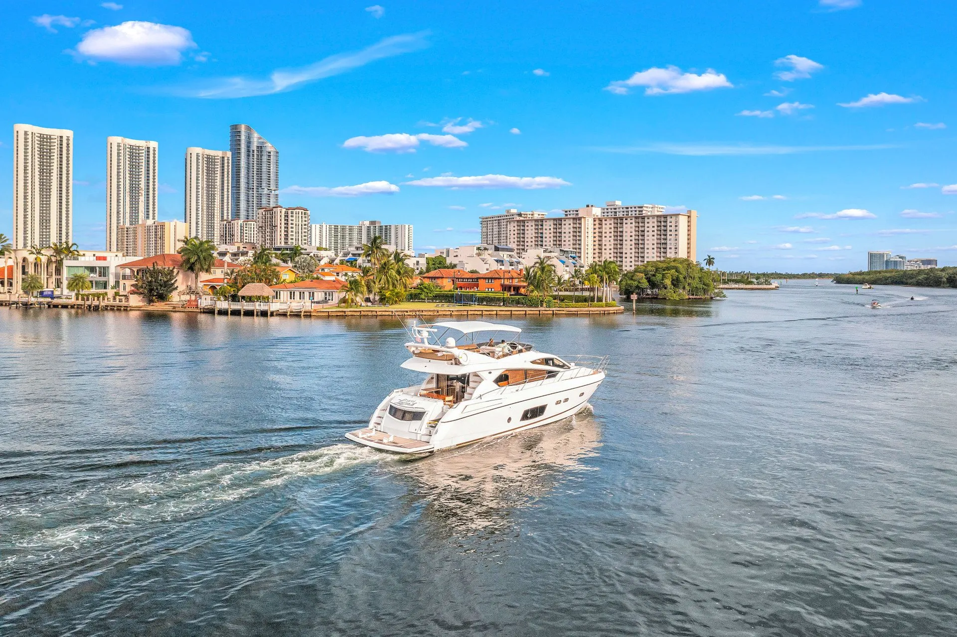 The Best Boat Rentals & Yacht Charters in Miami